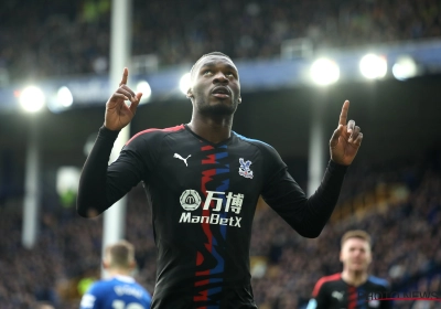 Benteke scoort zijn eerste goal in 10 maanden, maar Crystal Palace schiet er niets mee op