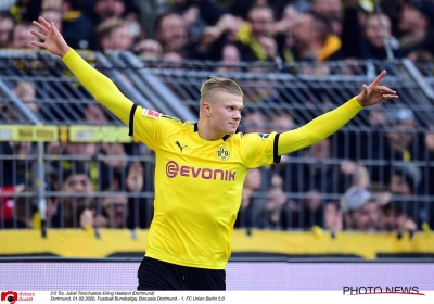 🎥 Dortmund pakt op het veld uit met ruime zege via de onvermijdelijke Haaland en naast het veld met geweldige tifo