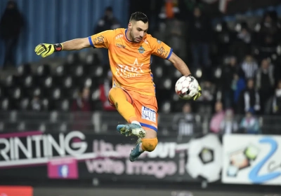 Ex-keeper Standard ruilt Waasland-Beveren voor 1B