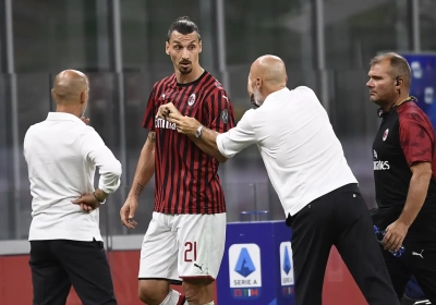 Zlatan Ibrahimovic legt er twee in het mandje en schrijft andermaal geschiedenis in Serie A