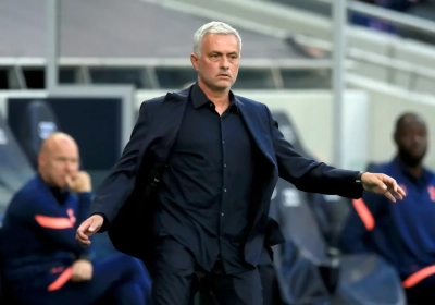 Alle gekheid op een stokje in Macedonië: Mourinho merkt iets vreemds op aan de doelen voor Europa League-duel