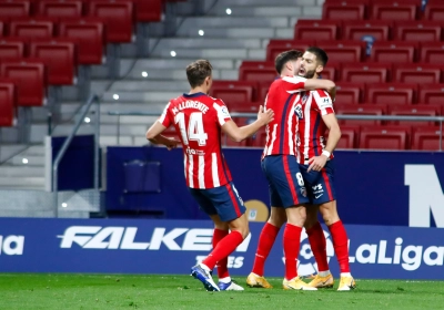 Yannick Carrasco helpt Atlético Madrid aan winst en blijft zo aan de leiding in La Liga