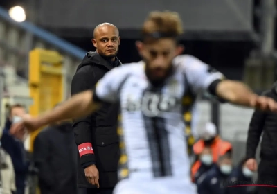 Kompany ergert zich ook blauw: "We verdedigden goed en dan geven we gewoon nog een kans aan Charleroi"