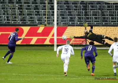 Penaltyfases blijven toch hangen bij Beerschot: "Dat contact met Tissoudali had de VAR ook wel eens mogen herbekijken"