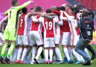 Ajax kleurt titel nog wat extra met ruime overwinning in Klassieker