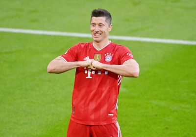 🎥 Lewandowski breekt record in allerlaatste minuut en emotioneel afscheid voor andere Bayern-legende in laatste wedstrijd van het seizoen