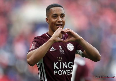 Leicester City stunt en haalt eerste FA Cup in haar clubgeschiedenis binnen na fabelachtig doelpunt van Youri Tielemans 