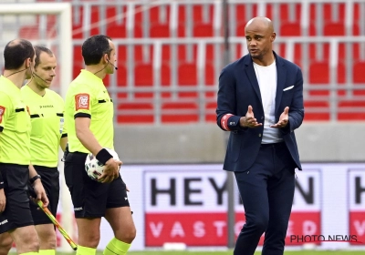 Kompany hard voor refs: "Mijn ploeg is niet de enige die progressie moet maken"