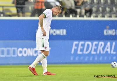 Sébastien Dewaest speelt sterke wedstrijd tegen Antwerp, maar moet in het slot naar de kant met een rode kaart: "Jammer dat hij zich in de emoties laat vangen"