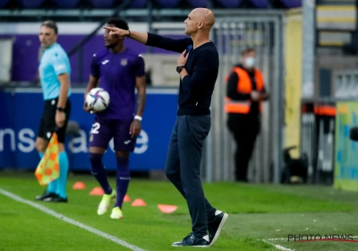 🎥 Mooie beelden! Vitesse-coach als held onthaald na uitschakeling Anderlecht: "Topprestatie"