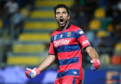 🎥 Onverslijtbaar! 43-jarige Buffon bezorgt Cobbaut en Busi deugddoende zege