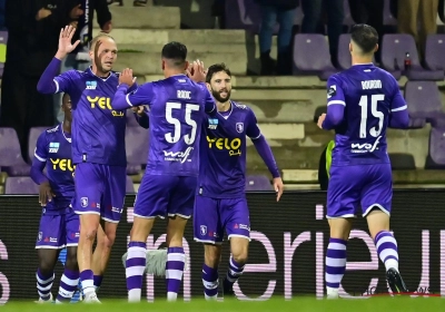 Helmut Lotti haalt zich de woede van de Beerschot-fans op de hals