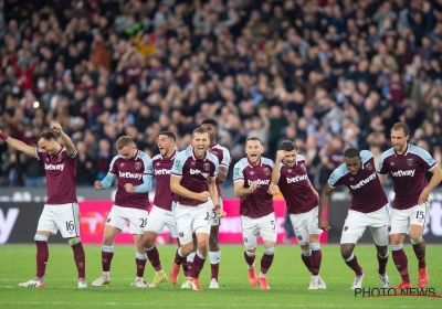 West Ham wint en stunt zo tegen Chelsea in de Londense derby