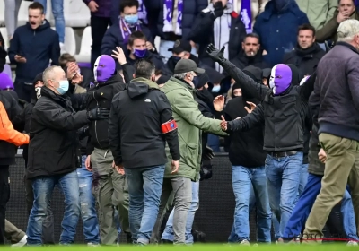 Spelers en trainers van Beerschot en Antwerp zij aan zij tegen het wangedrag van enkelingen