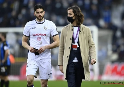 Hoedt begrijpt niets van verwijtende Brugse fans: "Je komt toch naar een stadion om je eigen ploeg aan te moedigen hé?"