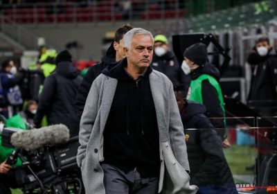 Mourinho weer boos: "Scheidsrechter zonder karakter" en "Deze ploeg heeft een middelmatig niveau"