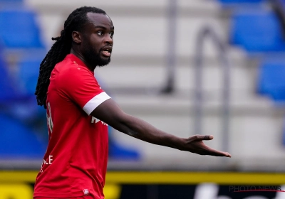 Jordan Lukaku boekt belangrijke zege tegen de leider: Winnende treffer in minuut 103