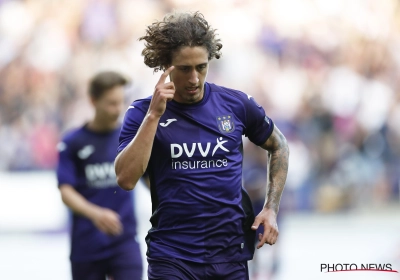 Fabio Silva kroont zich meteen al tot chouchou van Anderlecht-publiek: "Dat is het mooiste gevoel ter wereld!"