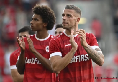 Calvin Stengs helpt Antwerp wel maar zonder doelpunten: "Dat knaagt een beetje"