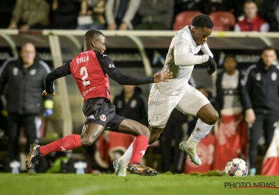 Een gehavend Standard tegen een Eupen in crisis