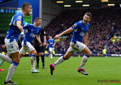 Everton en Onana smeren Arsenal een tweede nederlaag van het seizoen aan onder nieuwe coach Dyche