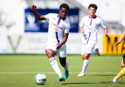 📷 'Broer van Francis Amuzu heeft een nieuwe club gevonden'