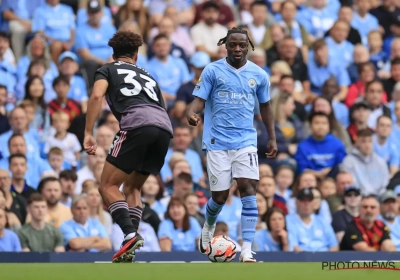 🎥 Jérémy Doku doet monden openvallen en opent op heerlijke manier zijn rekening bij Manchester City