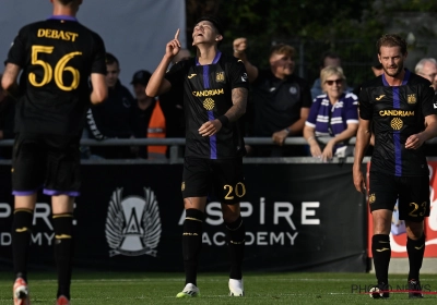 Feest in de kleedkamer van Anderlecht en dat werd nog groter na beslissing van Riemer