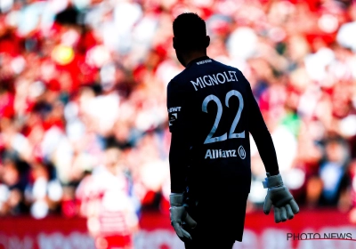 🎥 Geel of rood voor Simon Mignolet? Meningen liggen stevig uit elkaar