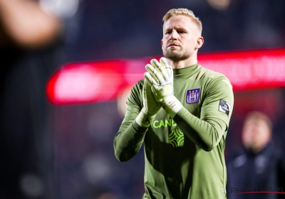 Nieuwe doelman meteen voor de leeuwen? 'Schmeichel klaar voor vertrek bij Anderlecht'