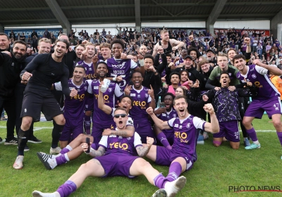 🎥 📷 Dolle Beerschot-taferelen in Oostende: "De fans zijn de club, wij zijn maar passanten"