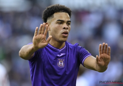 Anderlecht-spelers héél duidelijk over waarom ze hun harde kern niet gingen groeten