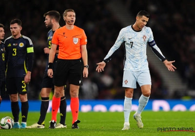 🎥 Woedende Cristiano Ronaldo verliest zijn geduld met Lawrence Visser en laat dat wel zéér duidelijk merken