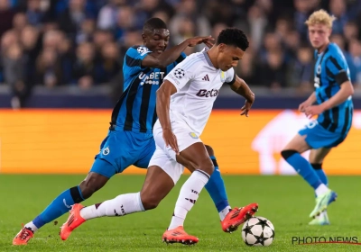 Jan Breydel slaakt een zucht van opluchting: Club Brugge-speler op een brancard van het veld gedragen