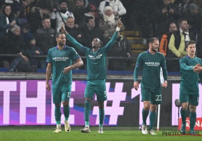 "Er zijn gesprekken": sterkhouder van Anderlecht sluit een vertrek deze winter niet uit