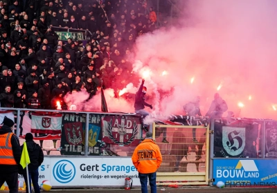 "Kuyt is als trainer van Beerschot niet geweldig geplaatst om supporters de les te spellen"