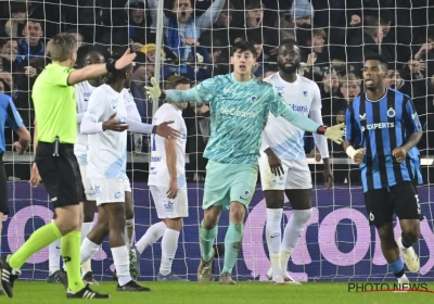 🎥 Genk-doelman Penders klaagt ook over eerste goal van Club Brugge: "Is gewoon een fout"