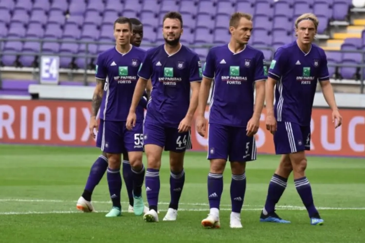 Het Vranjes-schandaal: Anderlecht reageert op de incidenten rond de Bosnische bad-boy