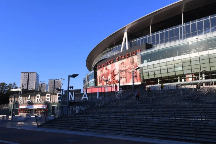 OFFICIEEL: Arsenal stelt oude bekende aan als nieuwe coach