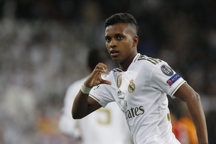 Aderlating voor Real Madrid: Braziliaans talent maanden out met hamstringblessure 