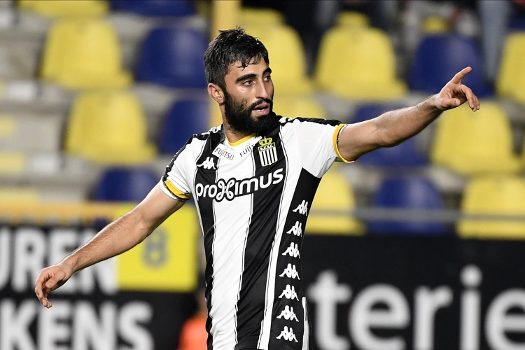 Vorig seizoen eén doelpunt voor Club Brugge, nu al zeven rozen voor Charleroi: Rezaei herleeft op Mambourg 