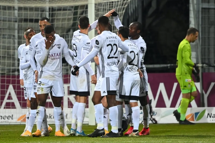 Eupen wint met 3-1 en duwt Charleroi dieper in vormcrisis