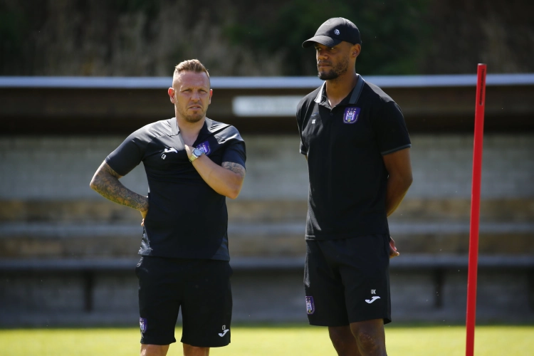 OFFICIEEL: Voormalige coach van Anderlecht verrast en gaat als bondscoach van dit Europees land aan de slag