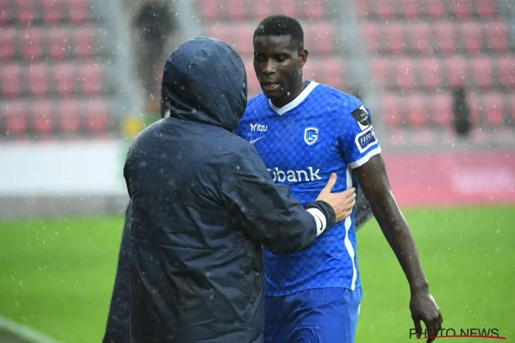 Van den Brom maakt reclame voor Onuachu: "Ook in een topcompetitie zal hij zijn doelpunten maken"