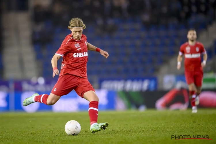 'Viktor Fischer staat nu echt dicht bij vertrek bij Antwerp en meldt zich mogelijk dit weekend al bij Zweedse club'