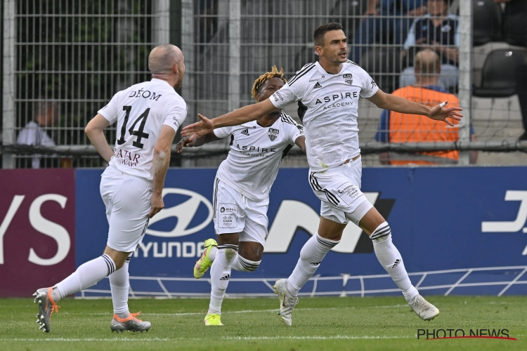 Sterk Eupen stunt en wint met 2-1 van dramatisch Club Brugge