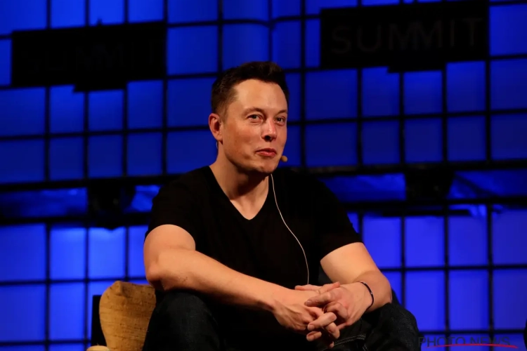 Elon Musk heeft wild plan en wil absolute topclub kopen: "Zeker geïnteresseerd"