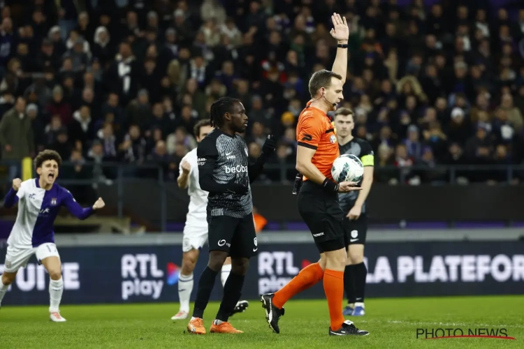 Referee Department sluit de rangen na penaltydebacle in Anderlecht-Genk