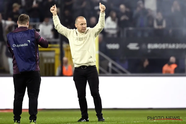 Pär Zetterberg weet hoe Anderlecht zo is afgegleden: "Zo is het lastig om een kleedkamer te overtuigen waar Anderlecht voor staat"