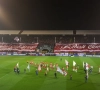 FOTO: Antwerp-supporters verwelkomen Standard met deze indrukwekkende tifo, ook fans van de Rouches laten zich gelden